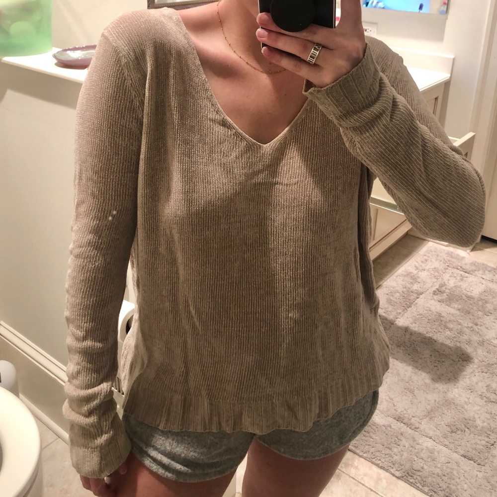 Brandy Melville Sweater